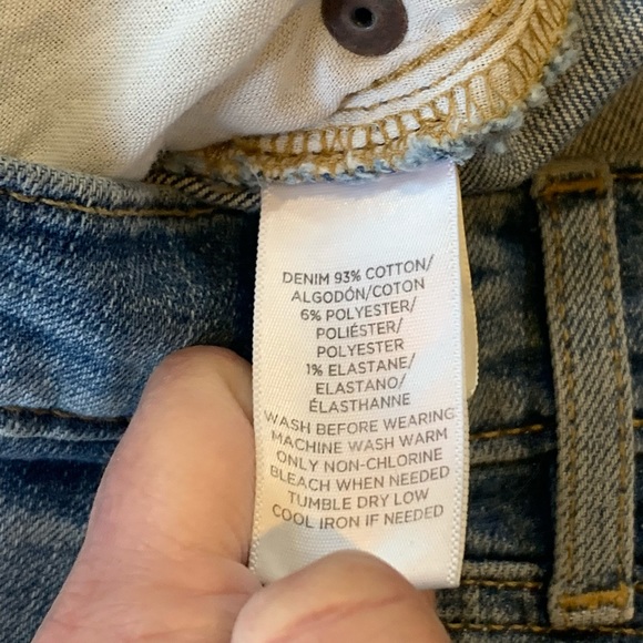 Adorable Loft Cutoff Denim Shorts- like new! Size 28 - Picture 5 of 10